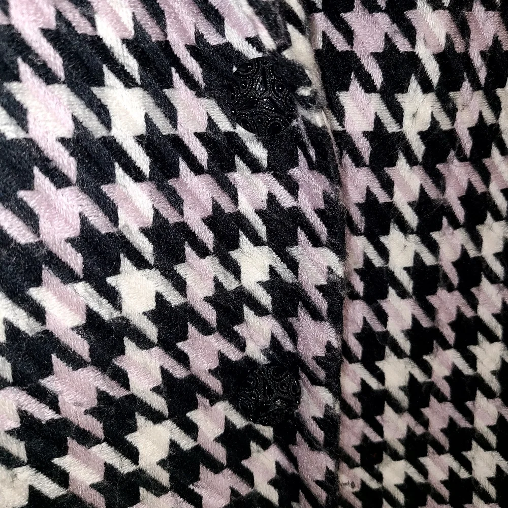 Sag Harbor Black, White, lavender Blazer with Houndstooth Pattern - Picture 6 of 8